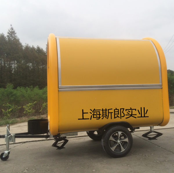 Factory production export tractor snack truck mobile food truck motorhome color size can be ordered