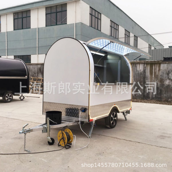 The new factory exports Europe and the United States standard mobile snack car barbecue spicy hot iron plate burning multi-functional food truck